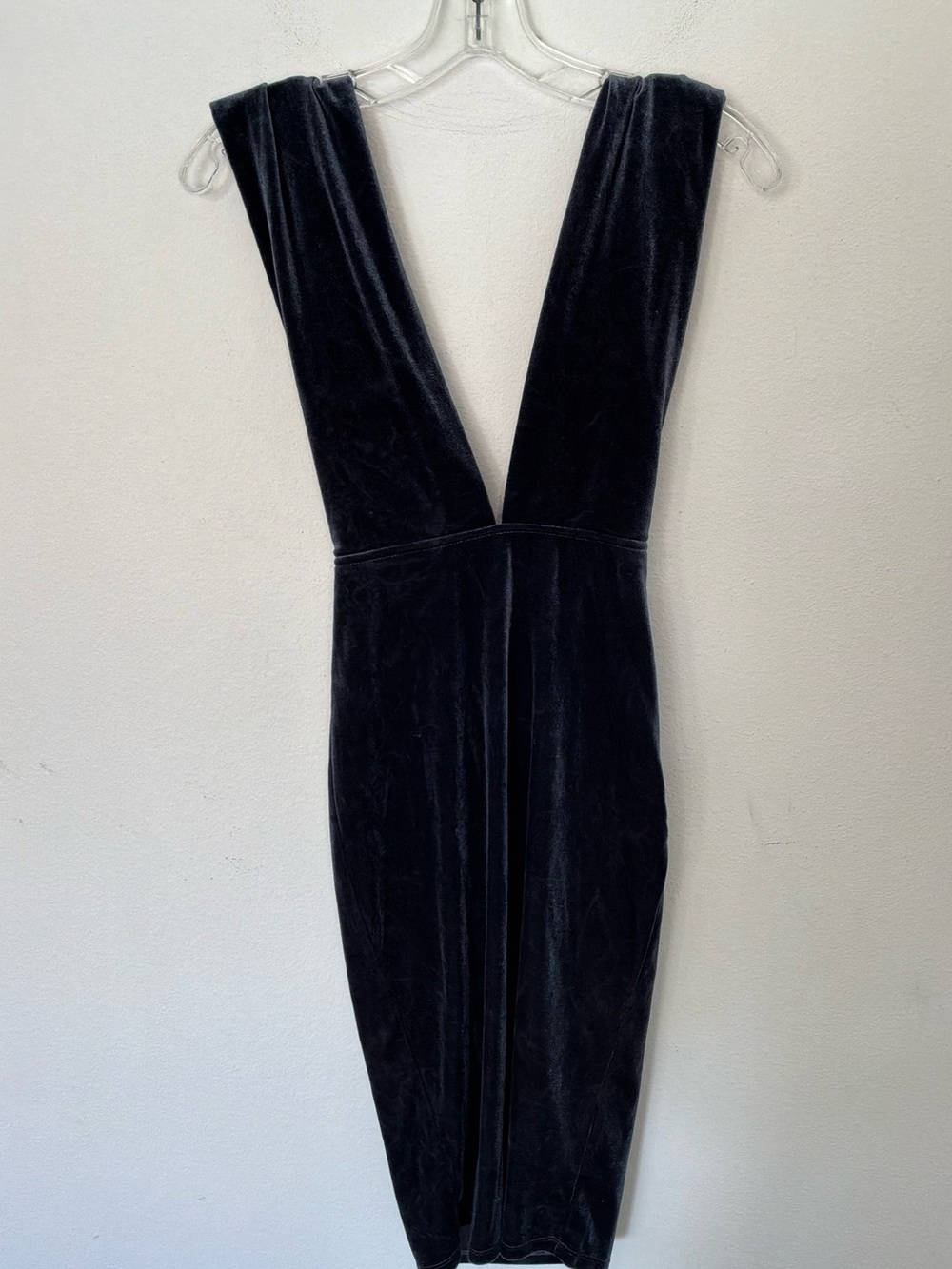 NUDE Black Velvet Deep V Plunge Bodycon Midi Dress Size Small